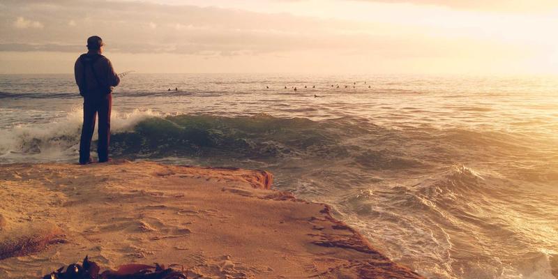 当赛博朋克遇见品牌策划：皇冠传媒集团如何以智库思维重塑传媒广告行业思想领导力