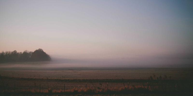 皇冠传媒集团67：赛博朋克美学与未来品牌策划的先锋实验