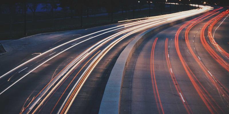 皇冠传媒集团6：以品牌策划为核，创意设计为翼，赋能新时代传媒广告