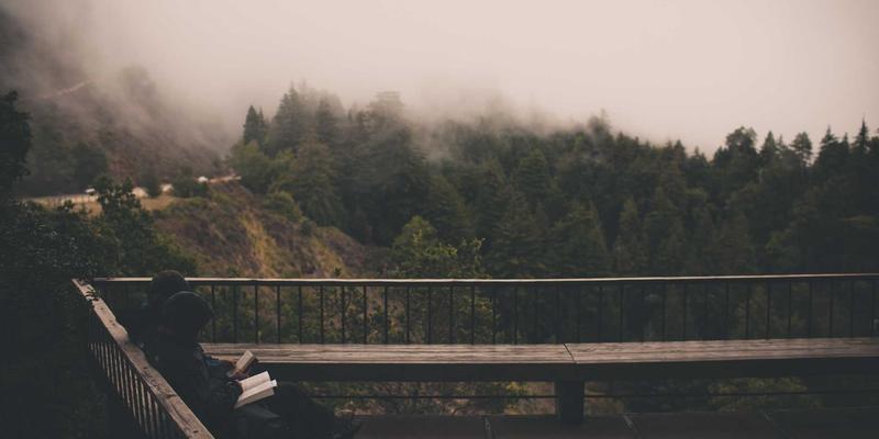 皇冠传媒集团：从艺人经纪到品牌生态的创意设计之路