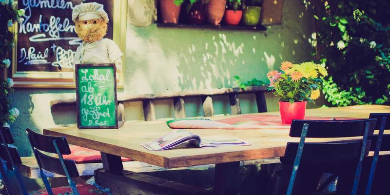 皇冠传媒集团案例解码：跨界融合与IP全产业链开发如何重塑品牌策划与营销格局