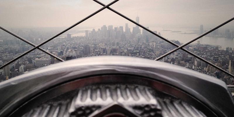 赛博朋克美学赋能：皇冠传媒集团的实时内容营销与热点响应机制