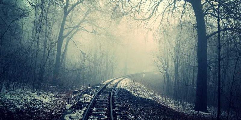 赛博朋克风潮下的IP帝国：解码皇冠传媒集团的全产业链变现路径